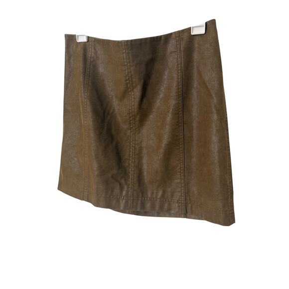 Free People Faux Suede Brownish Green size 8 Mini Skirt Zipper Back - Picture 1 of 6